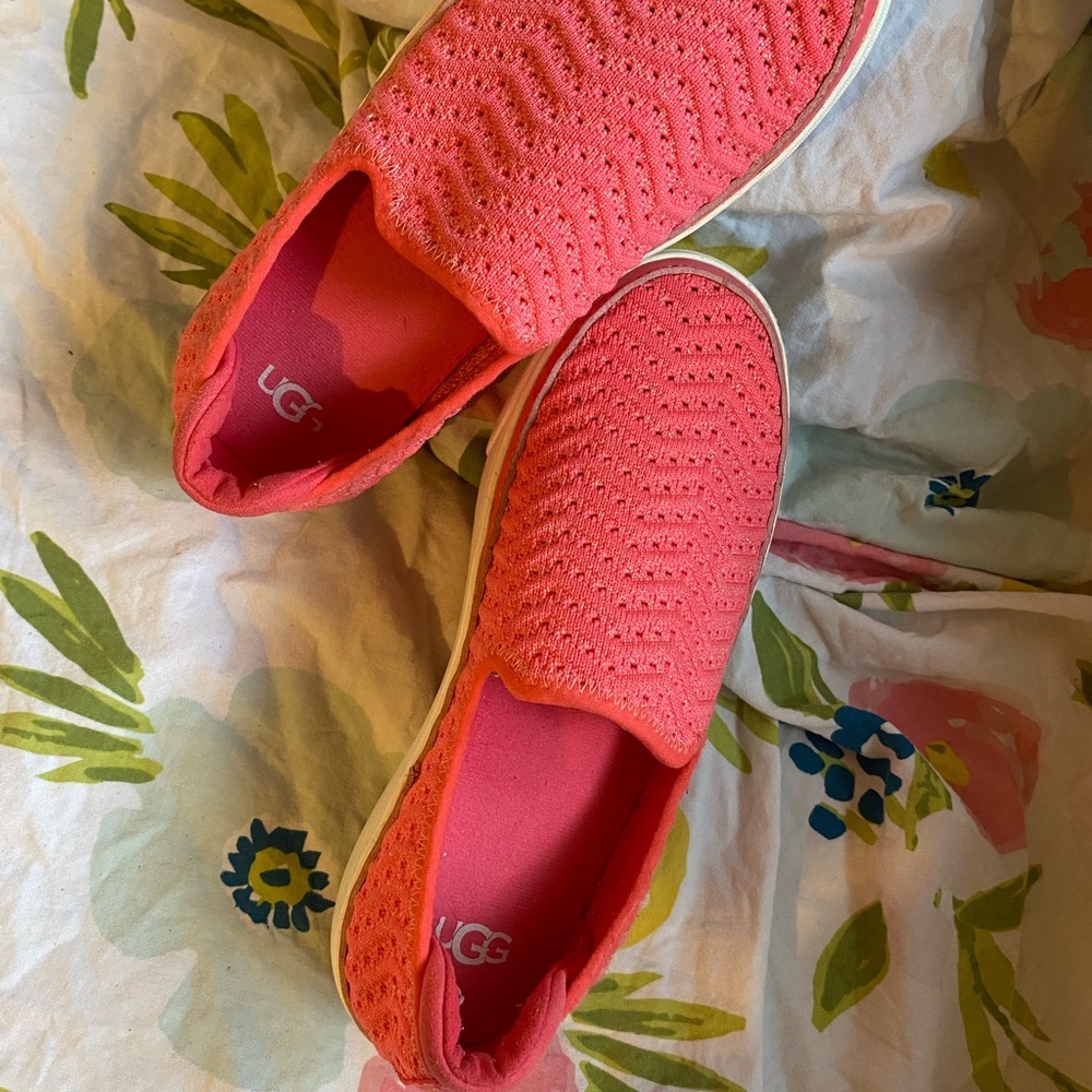 UGG Caplan Metallic Knit Slip On Shoes - Picture 4 of 5